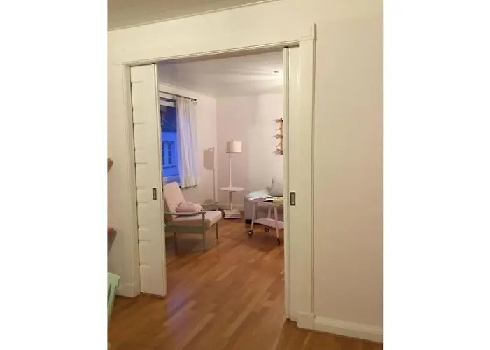 Semesterbostad Sparrow's Nest *